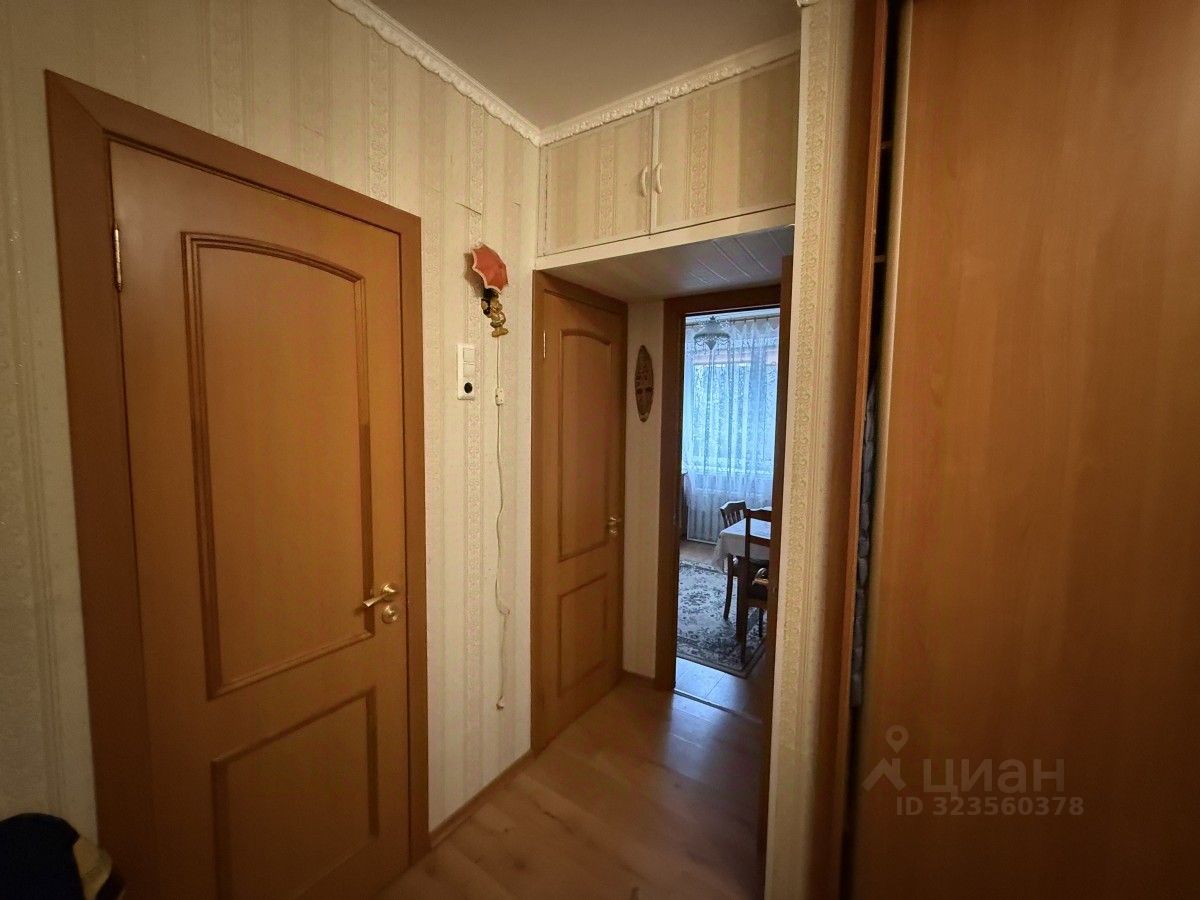 Аренда 2-комн квартиры на вторичном рынке Восточный мкр, Звенигород,  д. 10