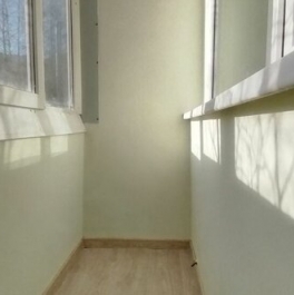 Продажа 2-комн квартиры на вторичном рынке улица Сикейроса