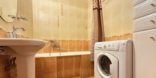 2-комн квартира улица Герасима Курина,  д. 16
