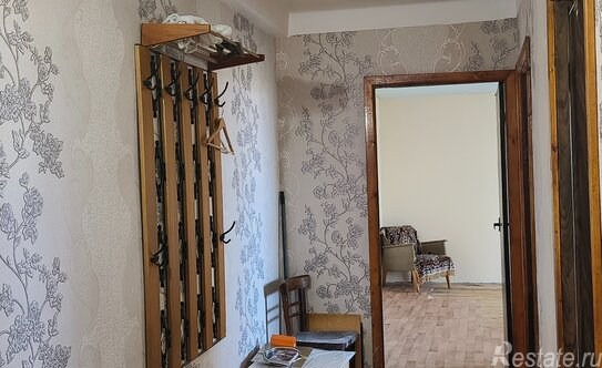 Продажа 3-комн квартиры на вторичном рынке Славы пр-кт,  д. 64