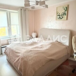 Продажа 3-комн квартиры на вторичном рынке улица Яблочкова,  д. 36