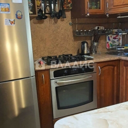 Продажа 2-комн квартиры на вторичном рынке Уржумская улица,  д. 1 к2