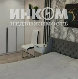Продажа 2-комн квартиры на вторичном рынке Енисейская улица,  д. 10
