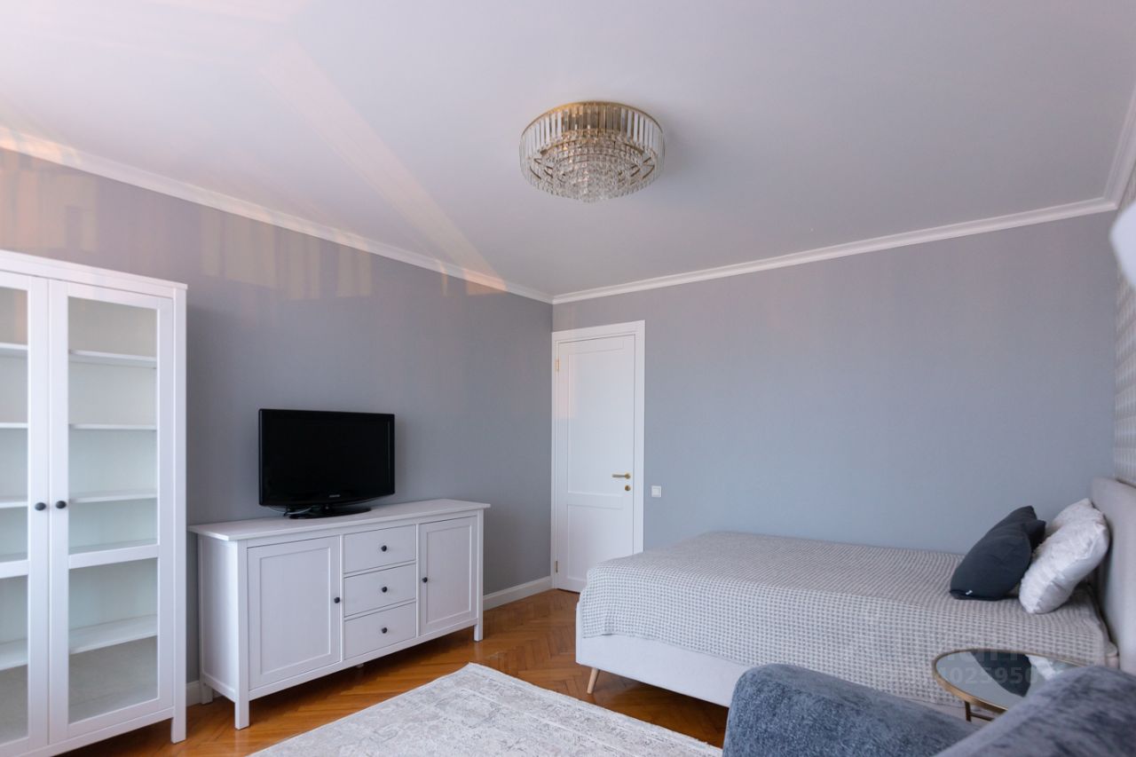 Аренда 1-комн квартиры на вторичном рынке Королев, улица 50-летия ВЛКСМ, 10Б