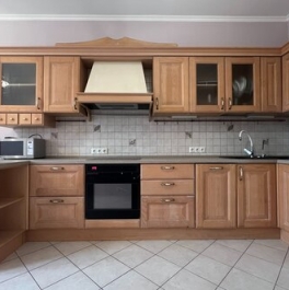 Продажа 3-комн квартиры на вторичном рынке улица Кутузова,  д. 11 к2