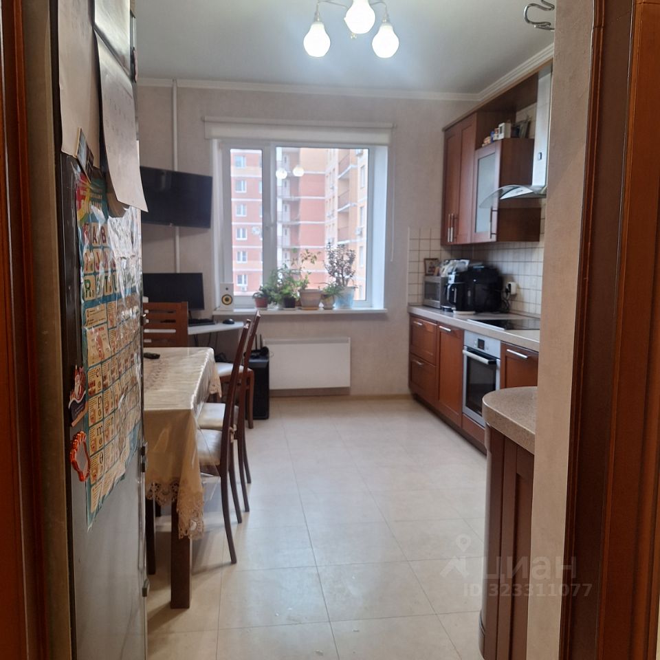 Продажа 3-комн квартиры на вторичном рынке Королев, проезд Макаренко, 1