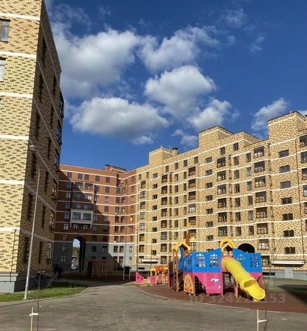 Продажа 2-комн квартиры на вторичном рынке Сабурово пгт, улица Парковая, 24