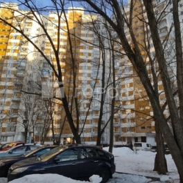 Продажа 3-комн квартиры на вторичном рынке Лукинская улица,  д. 1