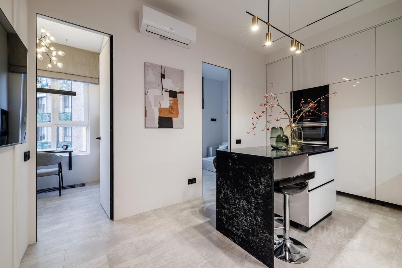 Аренда 2-комн квартиры на вторичном рынке проспект Лихачева, 12к2