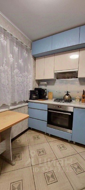 Продажа 2-комн квартиры на вторичном рынке Альпийский переулок, 12