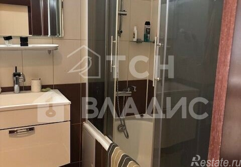 Продажа 2-комн квартиры на вторичном рынке Костино, улица Горького,  д. 12А