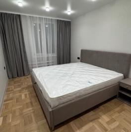 Продажа 3-комн квартиры на вторичном рынке Библиотечная улица,  д. 6