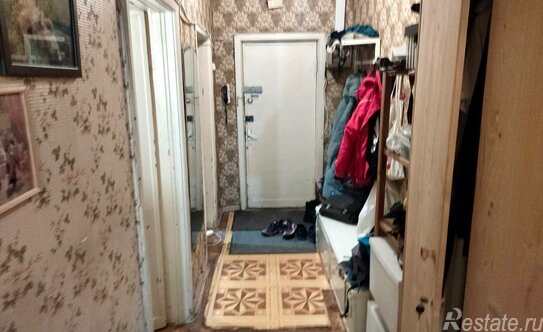 Продажа 3-комн квартиры на вторичном рынке Молодёжная улица