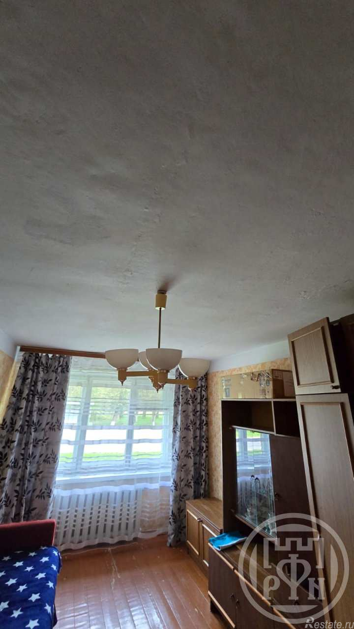 Продажа 1-комн квартиры на вторичном рынке Сланцы г., Ломоносова ул. ,  д. 46