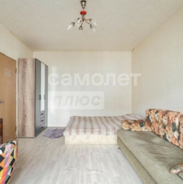 Продажа 1-комн квартиры на вторичном рынке Новомарьинская улица,  д. 13