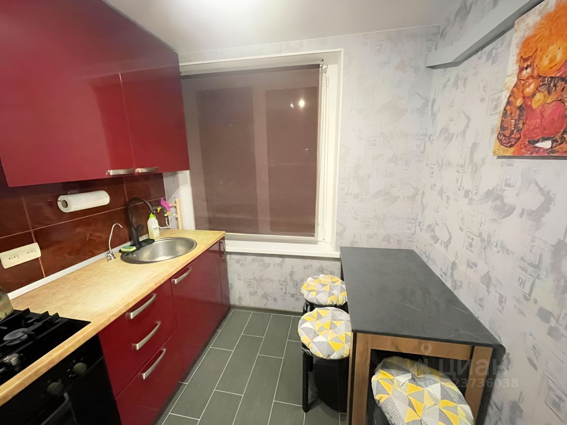 Аренда 2-комн квартиры на вторичном рынке Пролетарский проспект, 26К2