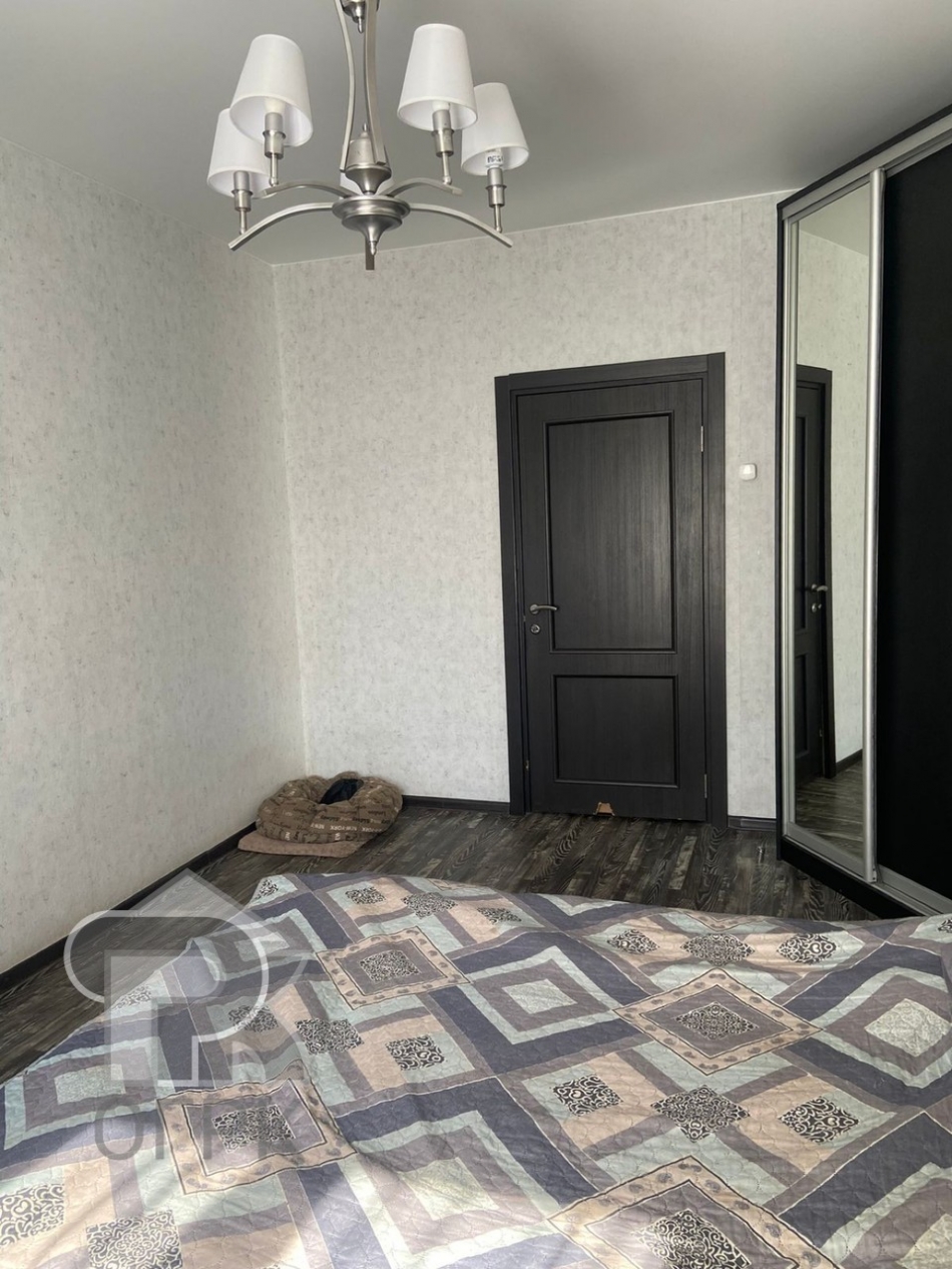 Продажа 3-комн квартиры на вторичном рынке Дедовск, им. Курочкина Николая Сергеевича улица, дом 4