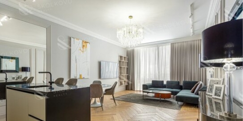 4-комн квартира ул Мосфильмовская,  д. 8,  к. 1