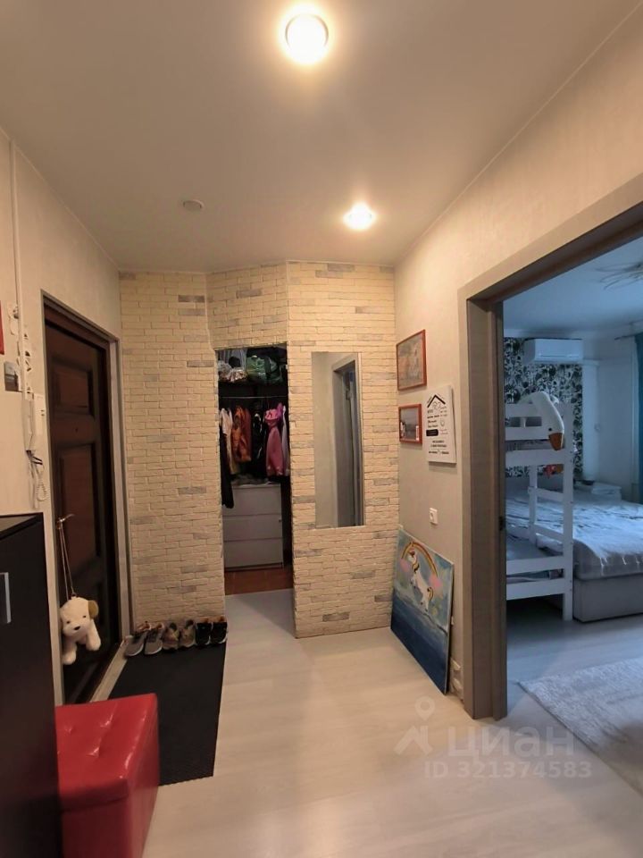 Продажа 1-комн квартиры на вторичном рынке Пироговский мкр, улица Тимирязева, 14