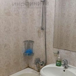 Продажа 1-комн квартиры на вторичном рынке улица Бестужевых,  д. 8А