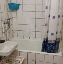 Продажа 1-комн квартиры на вторичном рынке ул Короленко,  д. 1,  к. 10