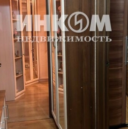 Продажа 2-комн квартиры на вторичном рынке Анадырский проезд,  д. 9