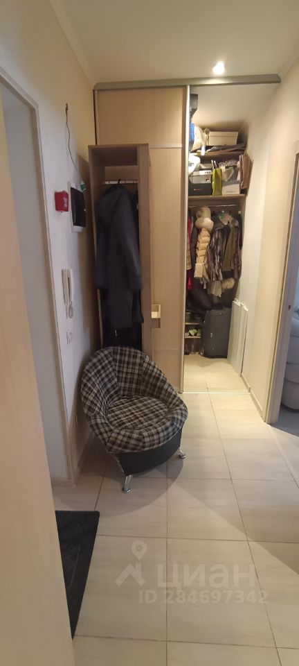 Продажа 1-комн квартиры на вторичном рынке Нахабино пгт, улица Панфилова, 29