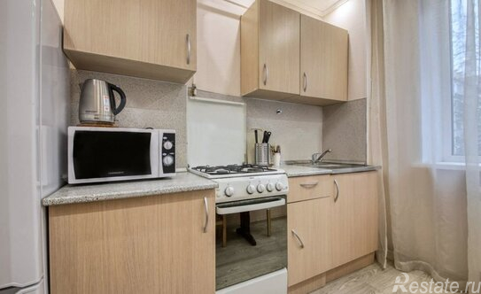 Аренда 1-комн квартиры на вторичном рынке Скаковая улица,  д. 18А