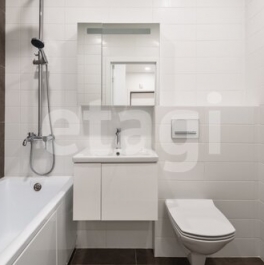 Продажа 1-комн квартиры на вторичном рынке Парашютная улица,  д. 79 к2