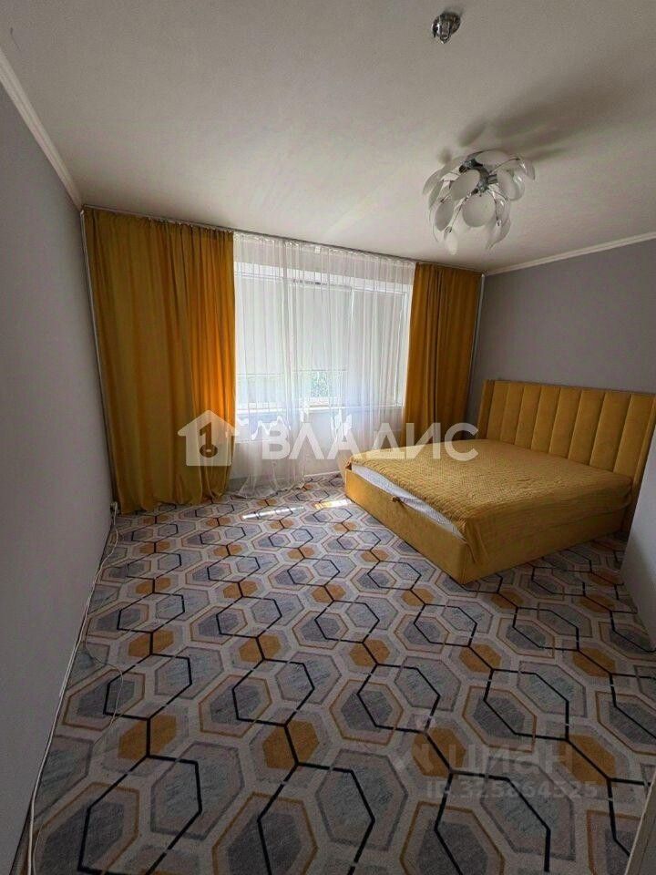 Продажа 2-комн квартиры на вторичном рынке Клин-5 городок, улица Центральная, 73с2