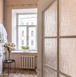 Продажа 1-комн квартиры на вторичном рынке Большая Московская ул,  д. 5