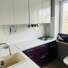 Продажа 3-комн квартиры на вторичном рынке Московский пр-кт,  д. 205