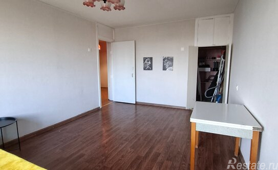 Продажа 2-комн квартиры на вторичном рынке ул Олонецкая,  д. 2А