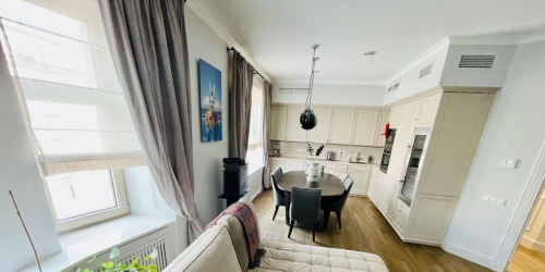 3-комн квартира Козихинский Б. пер,  д. 23