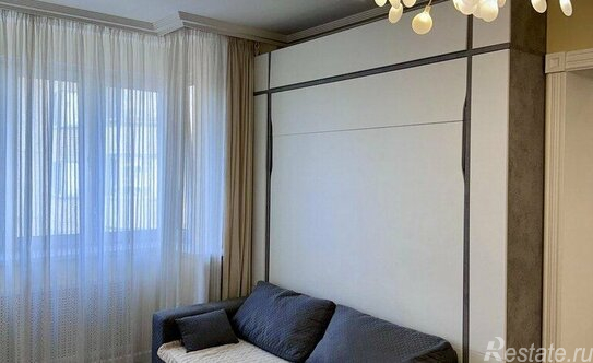 Продажа 2-комн квартиры на вторичном рынке Железнодорожный, проспект Героев,  д. 1