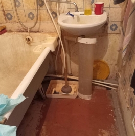 Продажа 2-комн квартиры на вторичном рынке Приладожский пгт., Садовая ул. ,  д. 4