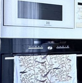 Продажа 2-комн квартиры на вторичном рынке Лобненская улица, 12К1