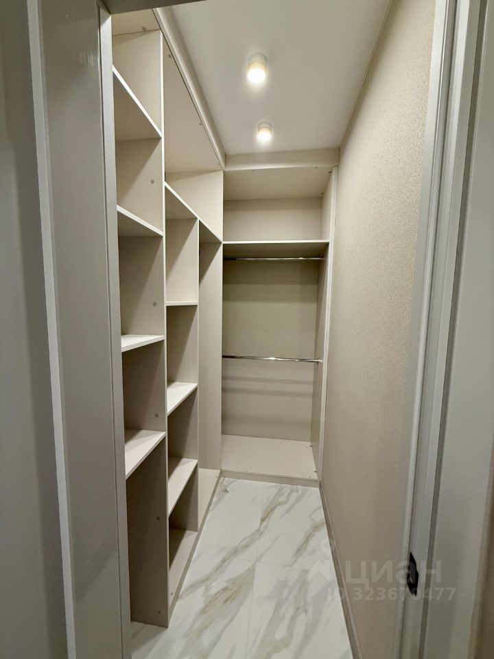 Продажа 2-комн квартиры на вторичном рынке Абрамцевская улица, 3