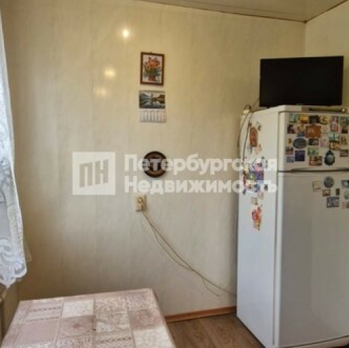 2-комн квартира Подвойского ул,  д. 35,  к. 1