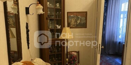 4-комн квартира ул Кирочная,  д. 24