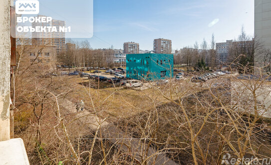 Продажа 2-комн квартиры на вторичном рынке Товарищеский пр-кт,  д. 8