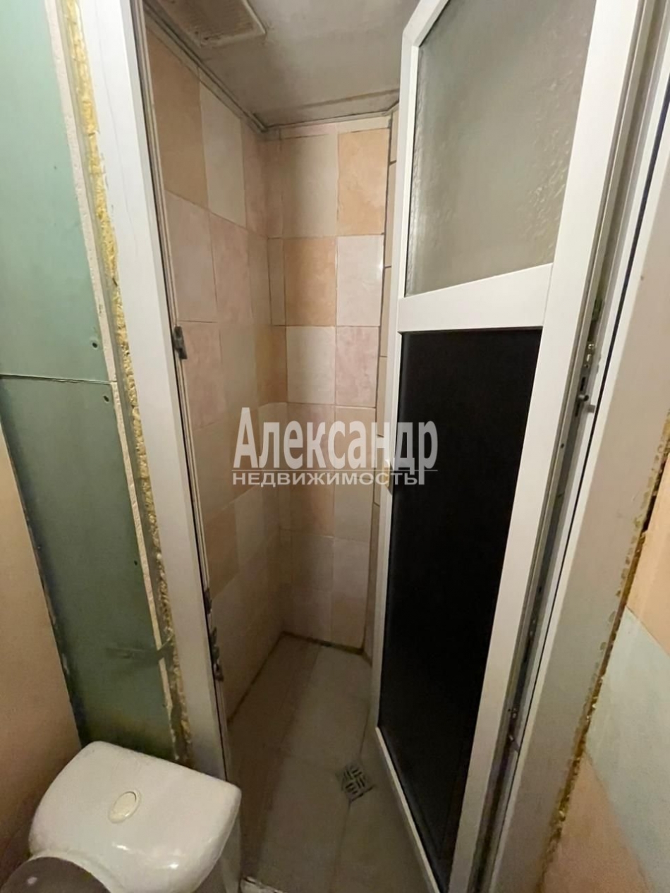 Продажа комнаты Синопская наб.,  д. 38