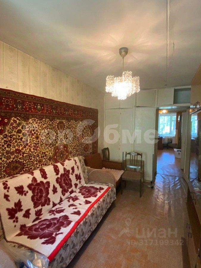 Продажа 2-комн квартиры на вторичном рынке Текстильщик мкр, Молодежная улица, 1