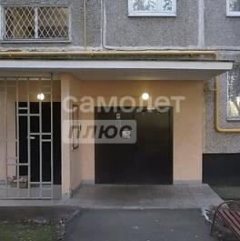 Продажа 3-комн квартиры на вторичном рынке ул Чертановская,  д. 64,  к. 2