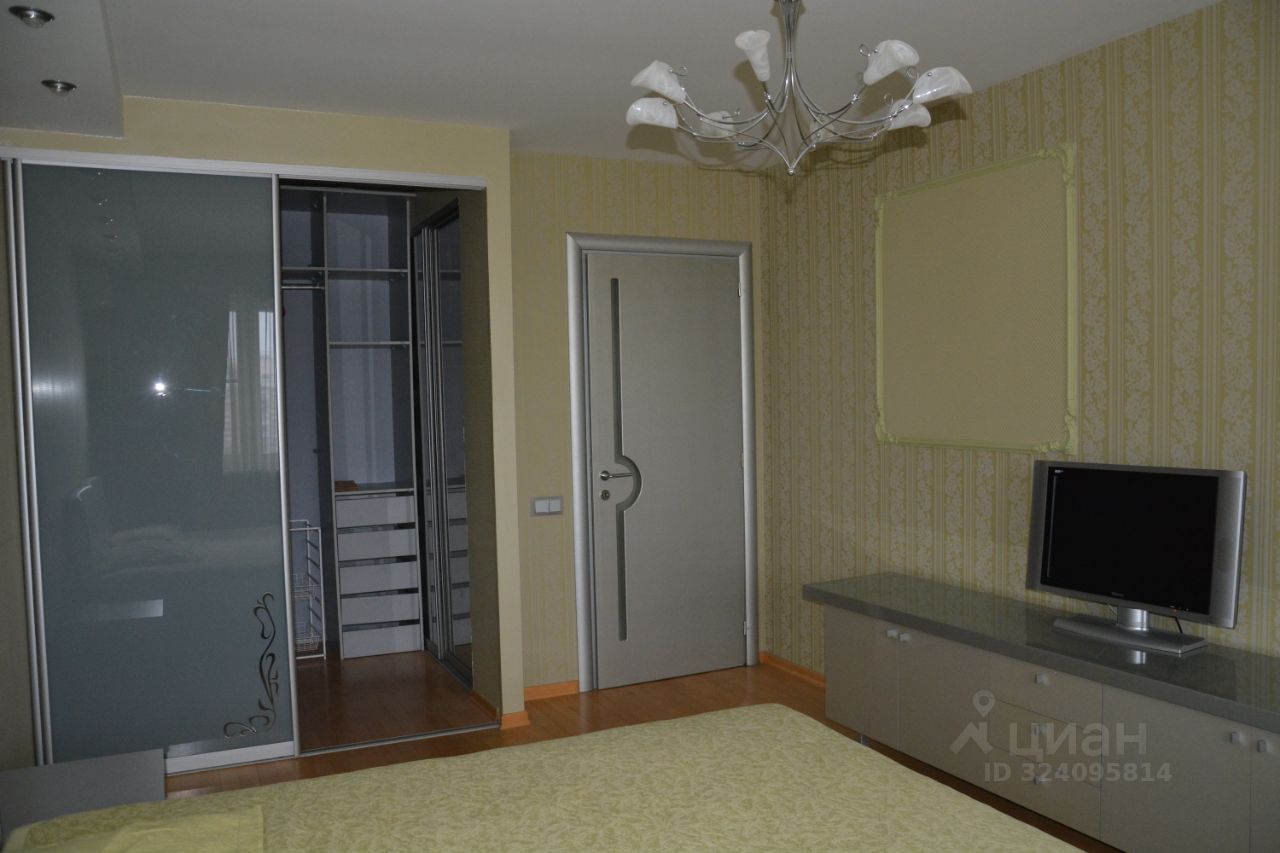 Аренда 4-комн квартиры на вторичном рынке Пятницкое шоссе, 6К7