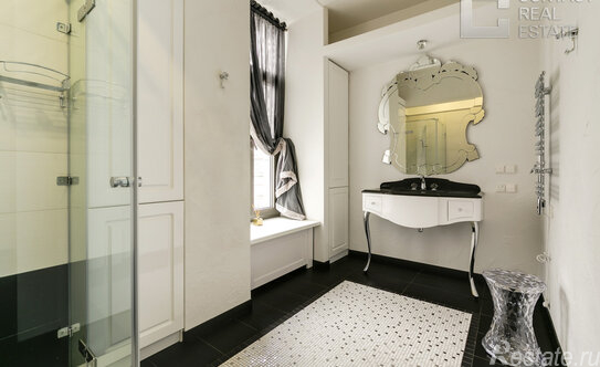 Продажа 4-комн квартиры на вторичном рынке Полянка М. ул,  д. 2