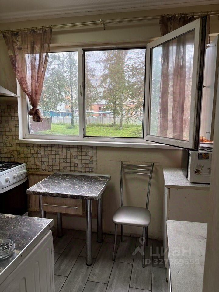 Продажа комнаты улица Добровольцев, 18