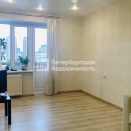 Продажа 3-комн квартиры на вторичном рынке аллея Котельникова,  д. 2