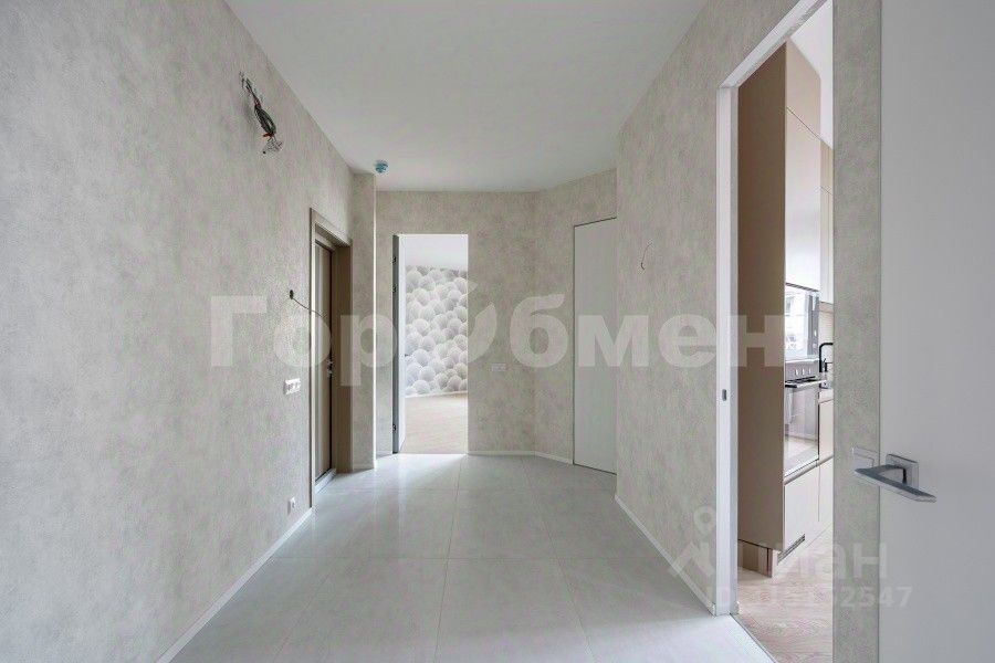 Продажа 3-комн квартиры на вторичном рынке улица Космонавта Волкова, 5Б