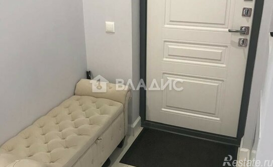 Продажа 3-комн квартиры на вторичном рынке Красногорск г, Ильинское-Усово п, Александра Невского пр-зд,  д. 8